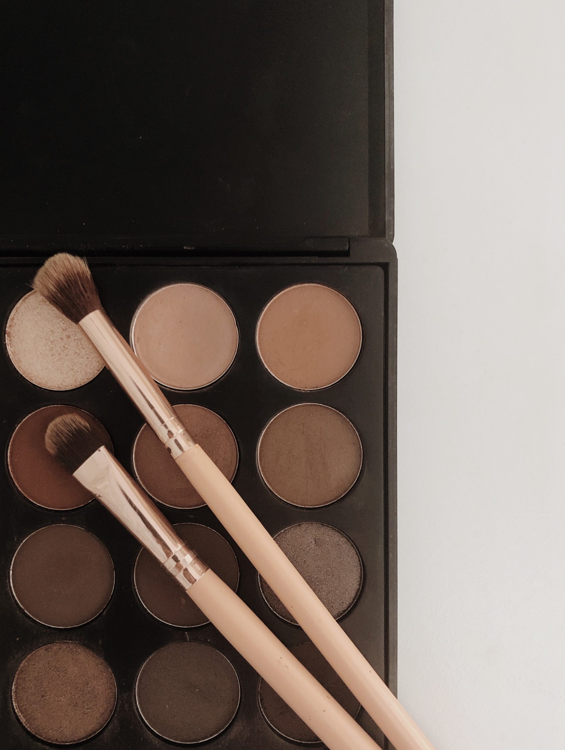 Palette fards à paupière – Teintes nudes